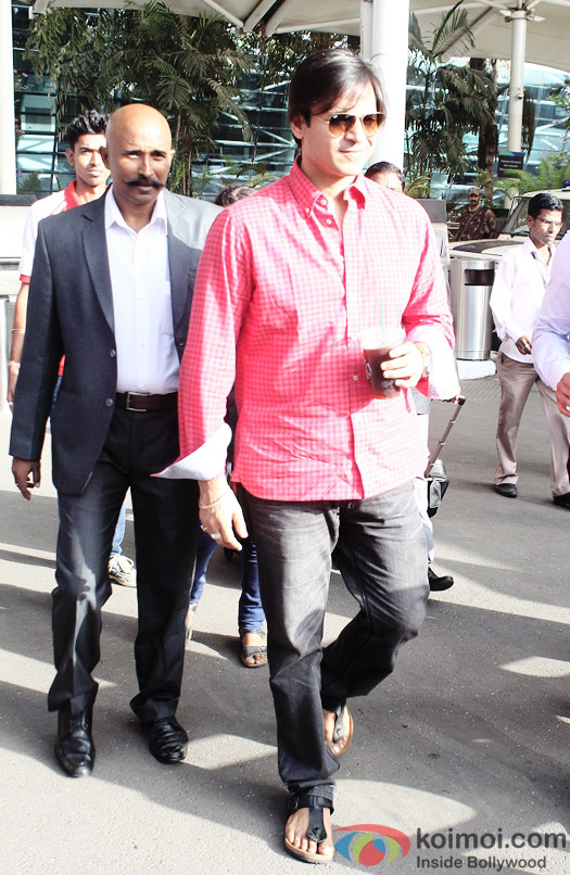 Vivek Oberoi Snaped At Airport