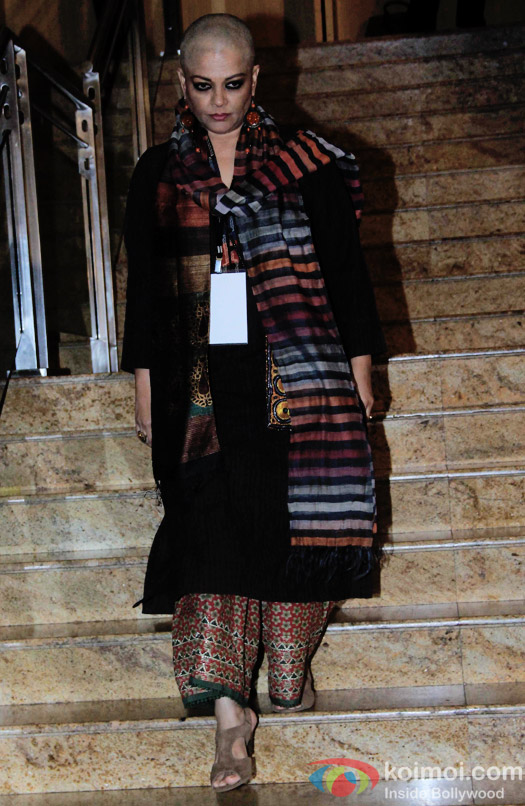 Tanvi Azmi At Mijwan Fashion Show
