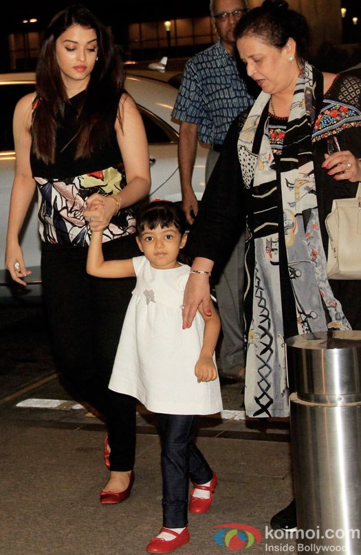 Spotted : Aishwarya Rai Bachchan along with Aaradhya Leaving For Cannes 2015