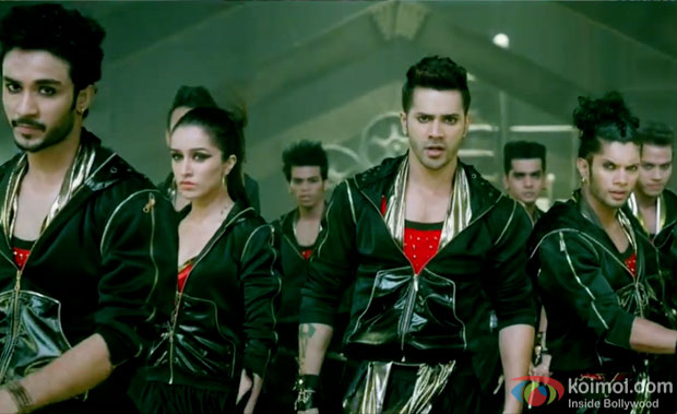 Shraddha Kapoor and Varun Dhawan in a still from movie 'ABCD 2'