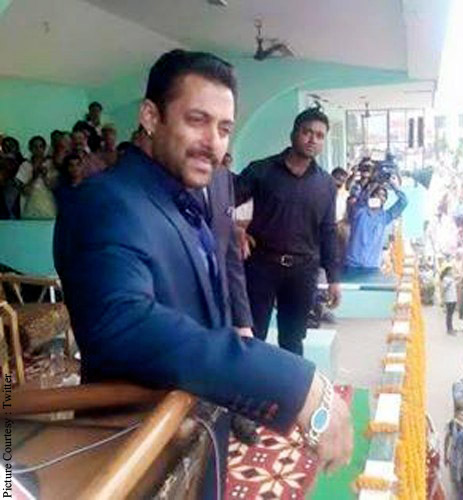 Salman Khan At Arpita’s Wedding Reception In Mandi
