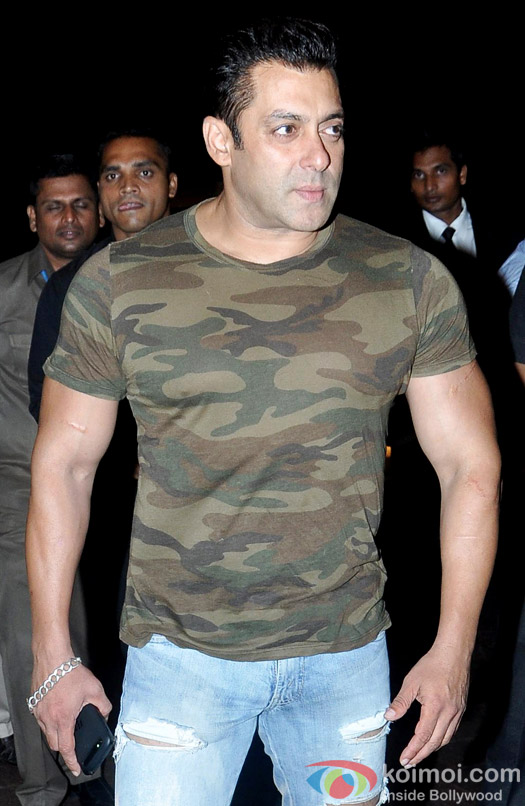 Salman Khan Goes Trendy; Snapped Sporting The Ripped Jeans