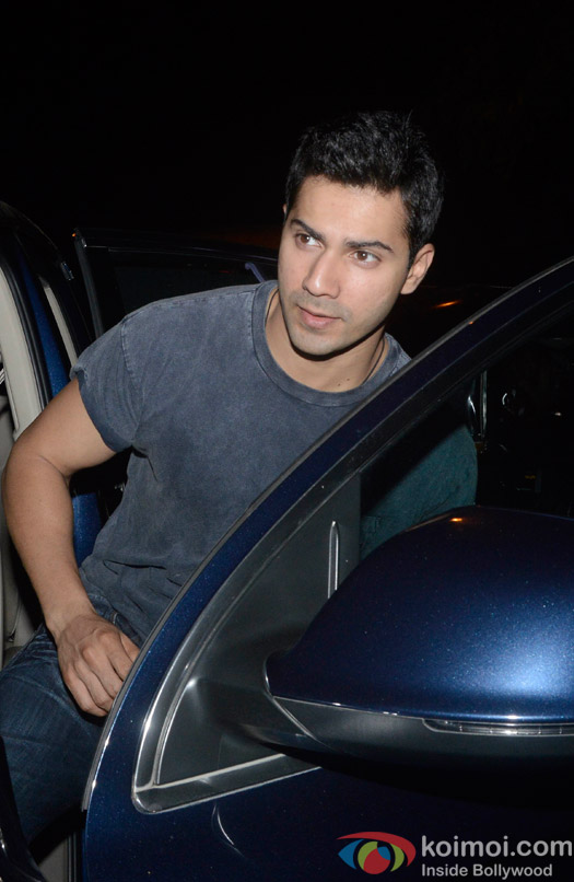 Paparazzi Pictures- Varun Dhawan Spotted