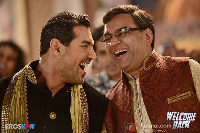 John Abraham and Paresh Rawal in 'Welcome Back' Movie Stills Pic 1