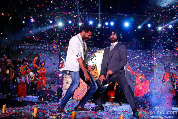Prabhudeva and Akshay Kumar performing during the Celebration of  Martyr Shaheed Bhagat Singh's Birthday