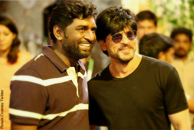 K. K. Senthil Kumar and Shah Rukh Khan on the sets of 'Dilwale'