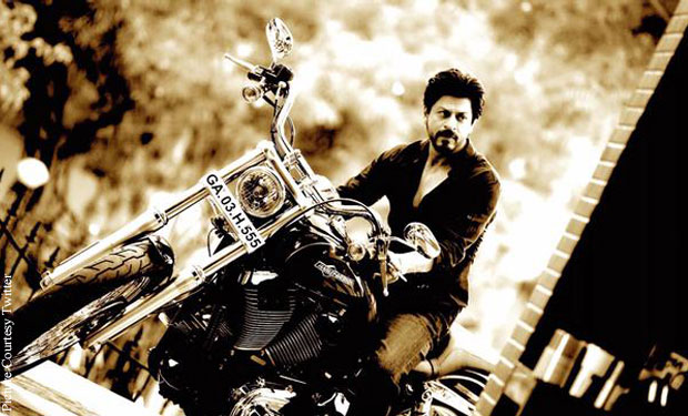 Shah Rukh Khan Rides On Harley Davidson On The Sets Of 'Dilwale'