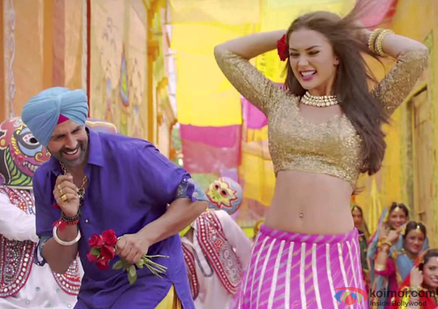 Akshay Kumar and Amy Jackson in a still from movie 'Singh Is Bliing'