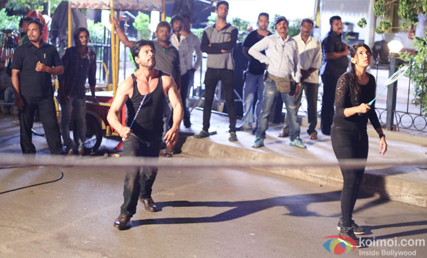 Shah Rukh Khan playing Badminton on the sets of 'Dilwale'