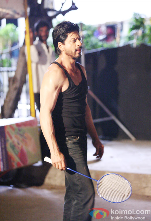 Shah Rukh Khan playing Badminton on the sets of 'Dilwale'