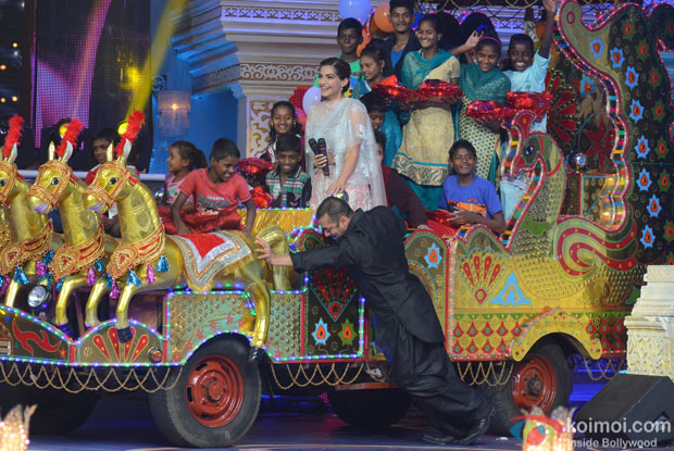Sonam Kapoor and Salman Khan during the Diwali shoot of Prem Ki Diwali for Life OK channel