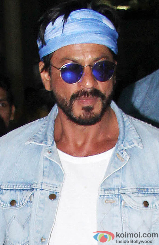 Shah Rukh Khan  spotted at airport