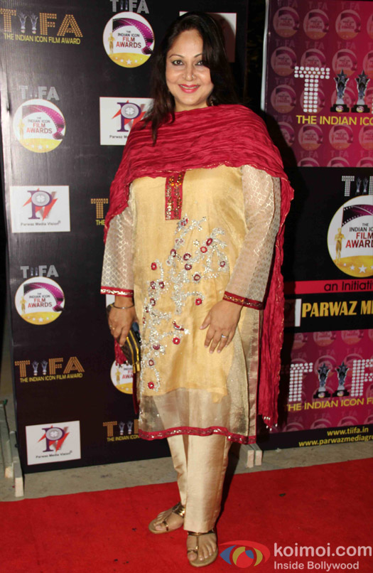 Rati Agnihotri during The Indian Icon Film Award 2015 in Mumbai