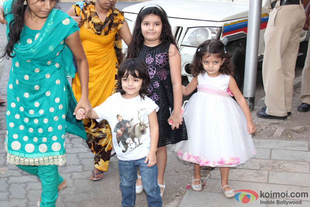 Dabboo Ratnani's Children Shivaan Ratnani, Kiara Ratnani, Myrah Ratnani during Aaradhya Bachchan's birthday celebrations