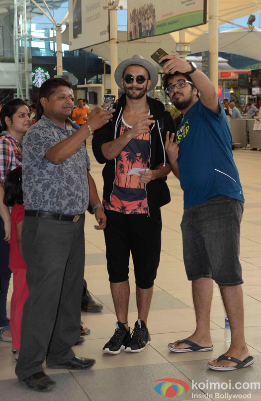 Ranveer Singh Spotted at Airport