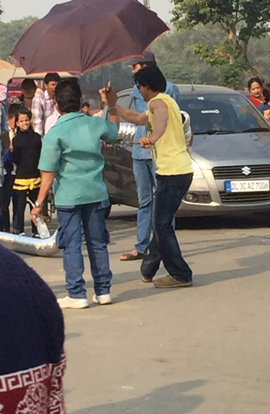 Shah Rukh Khan on the sets of movie Fan