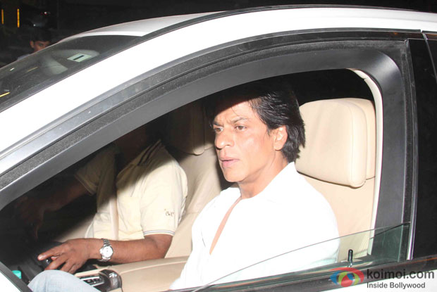Shah Rukh Khan spotted at Bandra