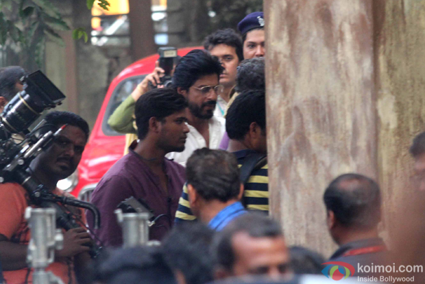 Shah Rukh Khan spotted during the shoot Raees