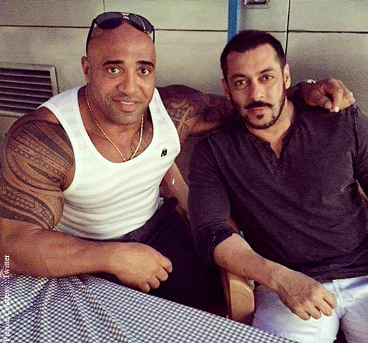 Snapped : Salman Khan With Bodybuilder Dennis James On The Sets Of Sultan