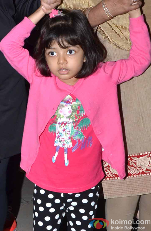 Aaradhya Bachchan Spotted At Airport