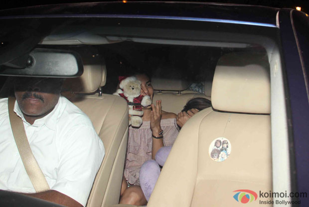 Jacqueline Fernandez spotted at bandra with Sonam Kapoor