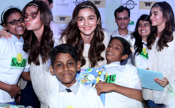 In Pics: Alia Bhatt Spreading Happiness At 'Smile Foundation' Event ...