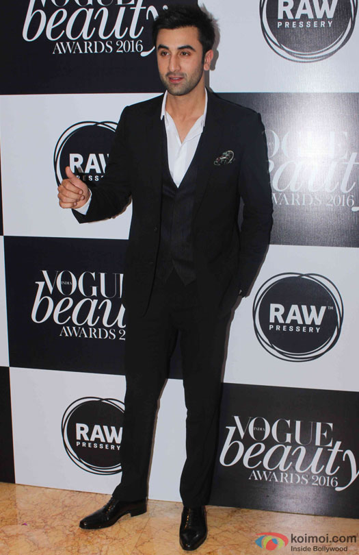 There's Something So Cool About Ranbir Kapoor's Style At The Vogue Beauty  Awards!