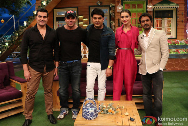 Team of Freaky Ali on the sets of The Kapil Sharma Show