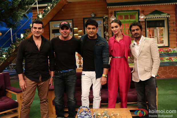 Team of Freaky Ali on the sets of The Kapil Sharma Show