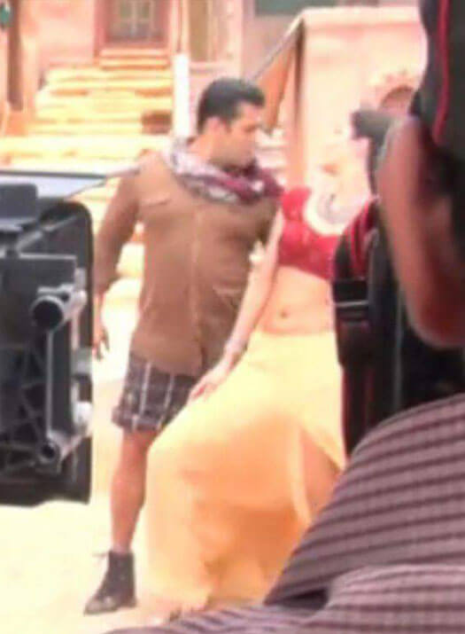 When Salman Khan Shot Mashallah From Ek Tha Tiger In His Shorts