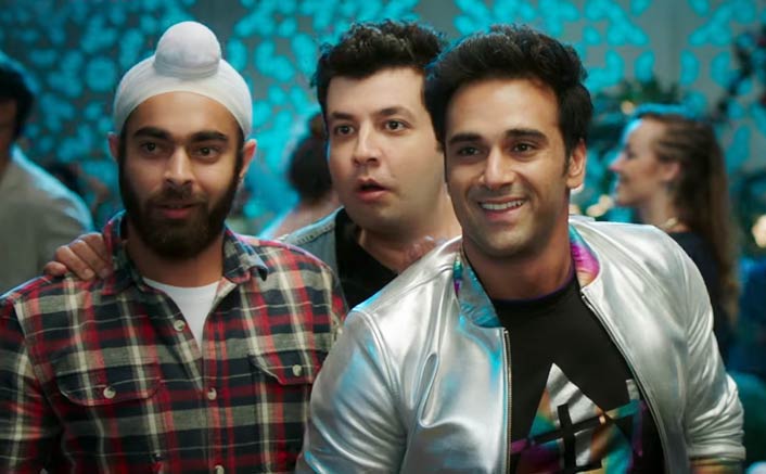 Will Fukrey Returns do the impossible, rush its way towards the 100 crore mark?