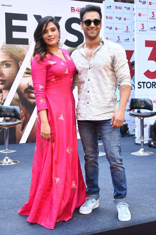 PHOTOS: A Unique Trailer Launch For 3 Storeys In A Chawl