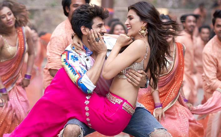 Luka Chuppi Movie Review: It's All About Finding The Missing Story, Sense & Substance! 
