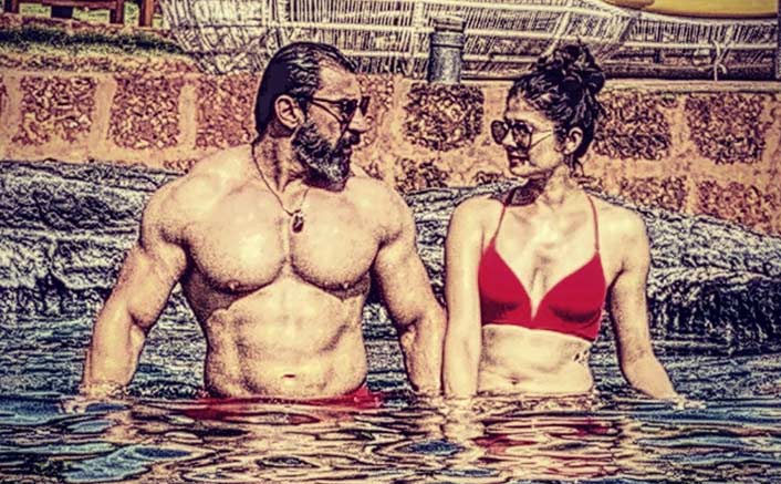 Newly Married Pooja Batra & Nawab Shah’s Pool Picture Will Drive Away Your Monday Blues!