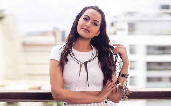 Sonakshi Sinha Offends Valmiki Samajh After Using ‘Bhangi’ In A Recent Interview; Issues Apology!