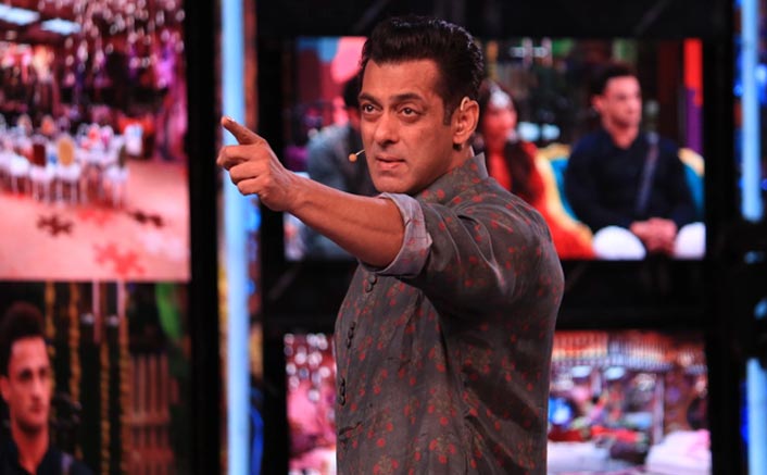 Bigg Boss 13: Salman Khan Calls Out Housemates' Bad Behaviour; Fans Trend #BestHostSalmanKhan Praising Him All Over