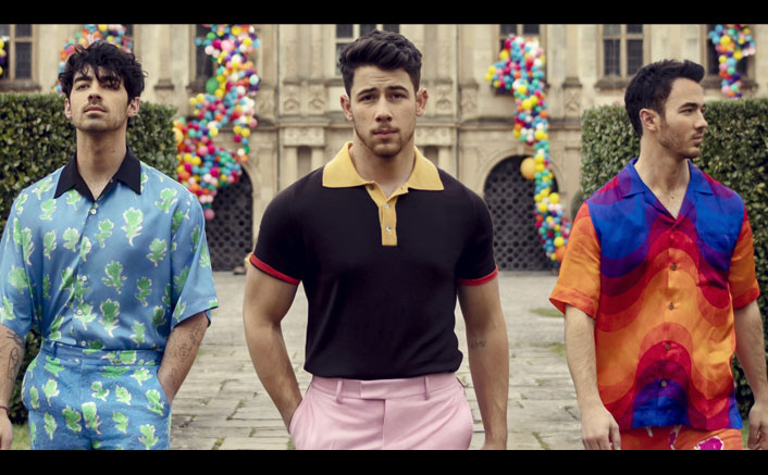 Jonas Brothers Celebrate & Thank Fans As Their Comeback Single Sucker Turns 1