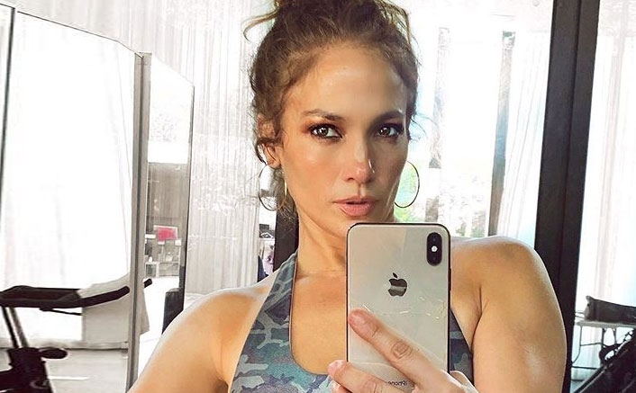 Jennifer Lopez FINALLY Reveals The Identity Of Mystery Man From Her Selfie That Went Viral