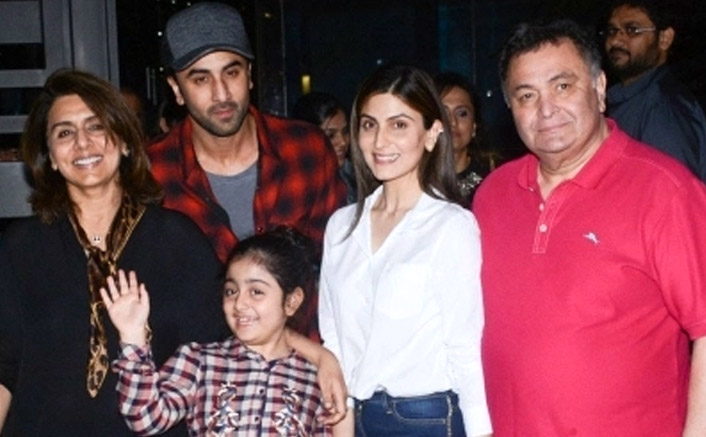 Riddhima Kapoor Shares A Beautiful Family Picture With Late Father Rishi Kapoor