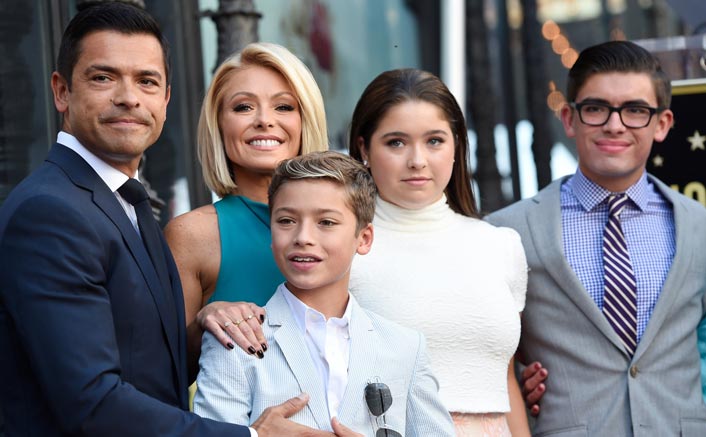 Ripa Kelly, Mark Consuelos & Family Is On An Extended Family Trip In Carribbean