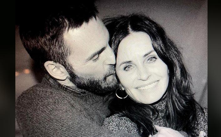 FRIENDS' Courteney Cox & Johnny McDaid Haven't Met For 133 Days - Long Distance Is A Real Thing, You Guys!