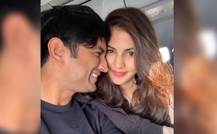 Sushant Singh Rajput Allegedly Signalled Family About Rhea Chakraborty Blackmailing & Scheming To Put Him In Mental Hospital