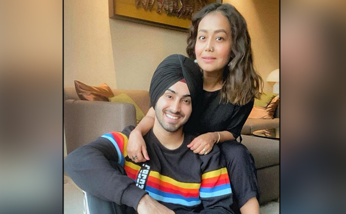 Neha Kakkar Makes Her Relationship With Rohanpreet Singh Official; Fans Shower Love On The Couple!