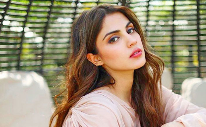 Rhea Chakraborty To Take Legal Action Against Media Houses Who Tried To Tarnish Her Image – Says Lawyer Maneshinde (Pic credit: Instagram/rhea_chakraborty)