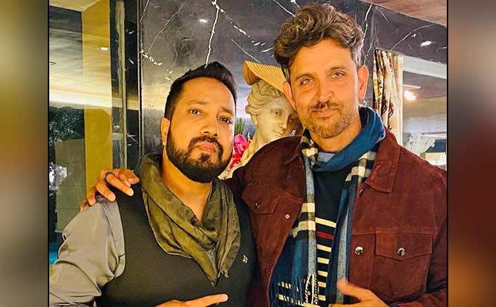 Happy New Year 2021: Hrithik Roshan Crooning Ek Pal Ka Jeena With Mika Singh Is The Best Thing You Watch Today