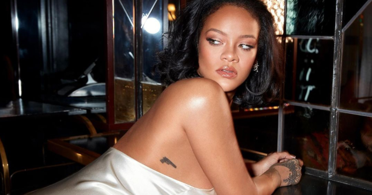  Rihanna’s Beauty Brand Faces Local Protest In Delhi; NCPCR To Be Issued Requesting Action Against It!