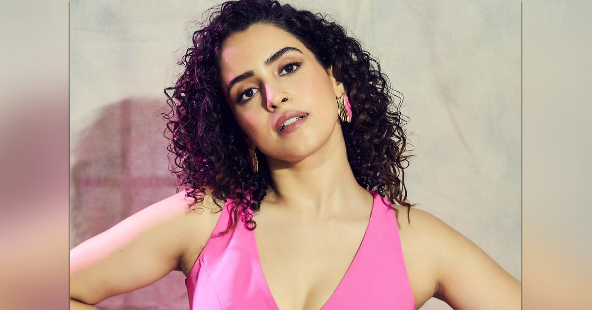 Sanya Malhotra has dropped some searing hot pictures of herself on social media, will leave your jaws on the floor,see photos