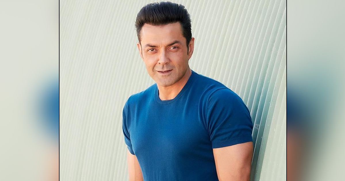 Bobby Deol Used AirPods-Like TWS Earphones In His 2008 Film; Netizens Say Apple Got The Idea From Him