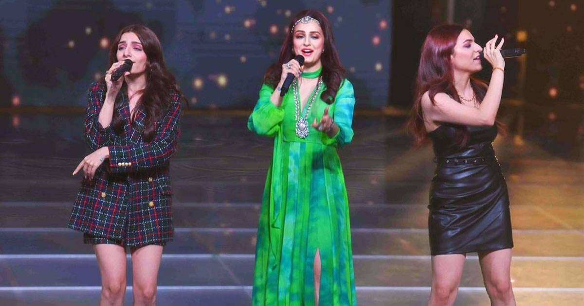 Akriti Kakar Gets Teary-Eyed On The Sets Of The Show Indian Pro Music League