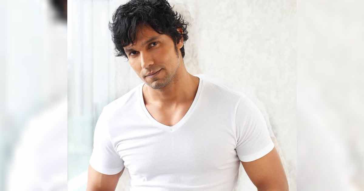 Randeep Hooda teams up with Khalsa Aid to Provide Oxygen Concentrators urges fans to contribute